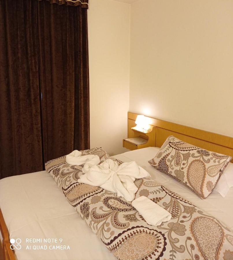 Mini hotel Quincinetto Ngoại thất bức ảnh